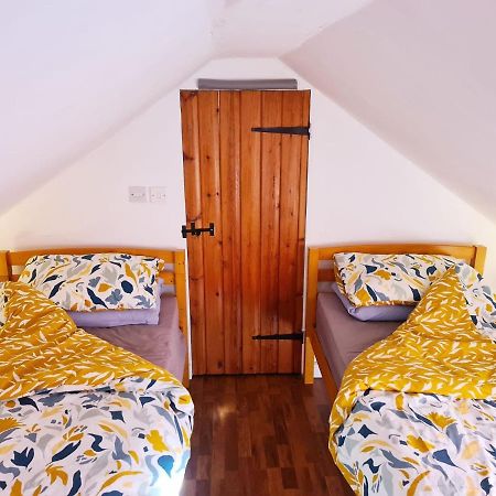East Of Ipswich Bed & Breakfast ภายนอก รูปภาพ