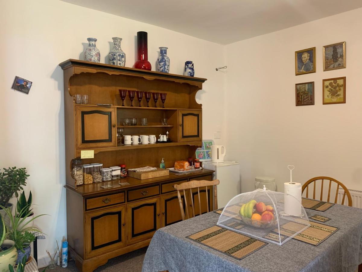East Of Ipswich Bed & Breakfast ภายนอก รูปภาพ
