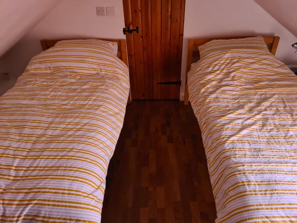 East Of Ipswich Bed & Breakfast ภายนอก รูปภาพ